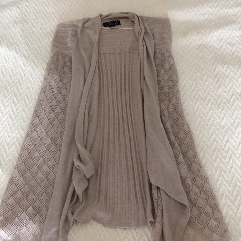 Hi-lo tank sweater